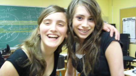Lora et vicky
